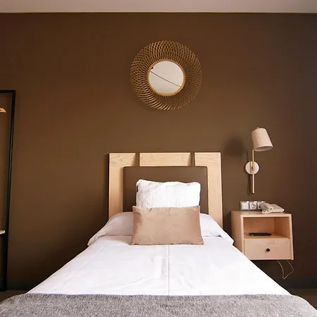 Mauros El Hotel 3*