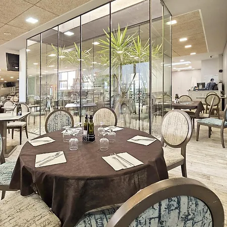 Hotel Mauros El 3*