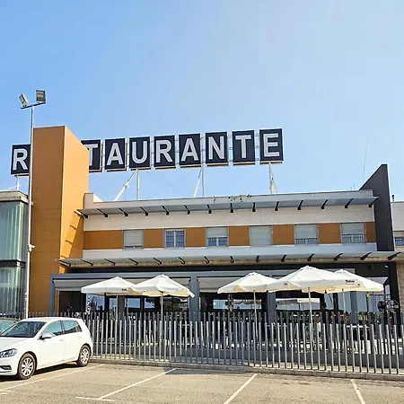 Mauros El Hotel